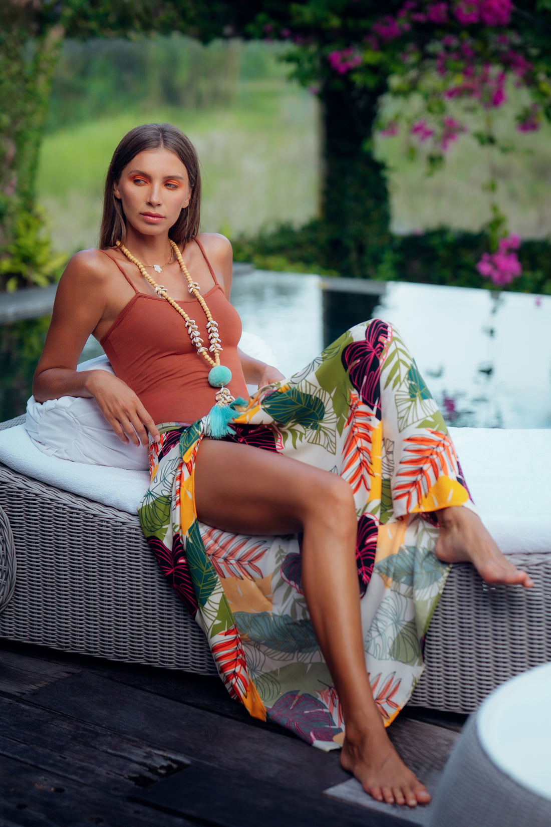 LOLA Body échancré à bretelles