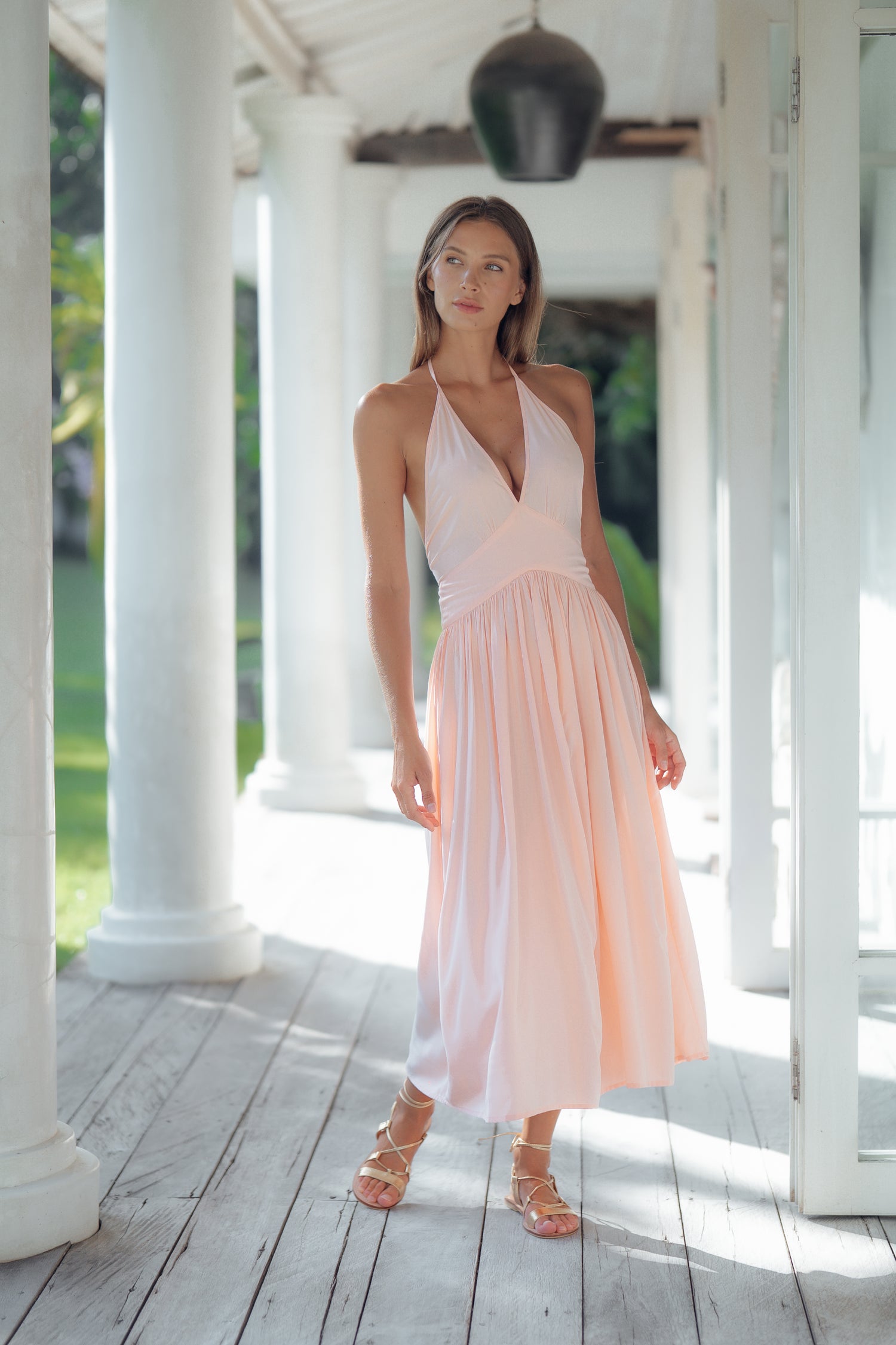 JASPE robe longue évasée et dos nu