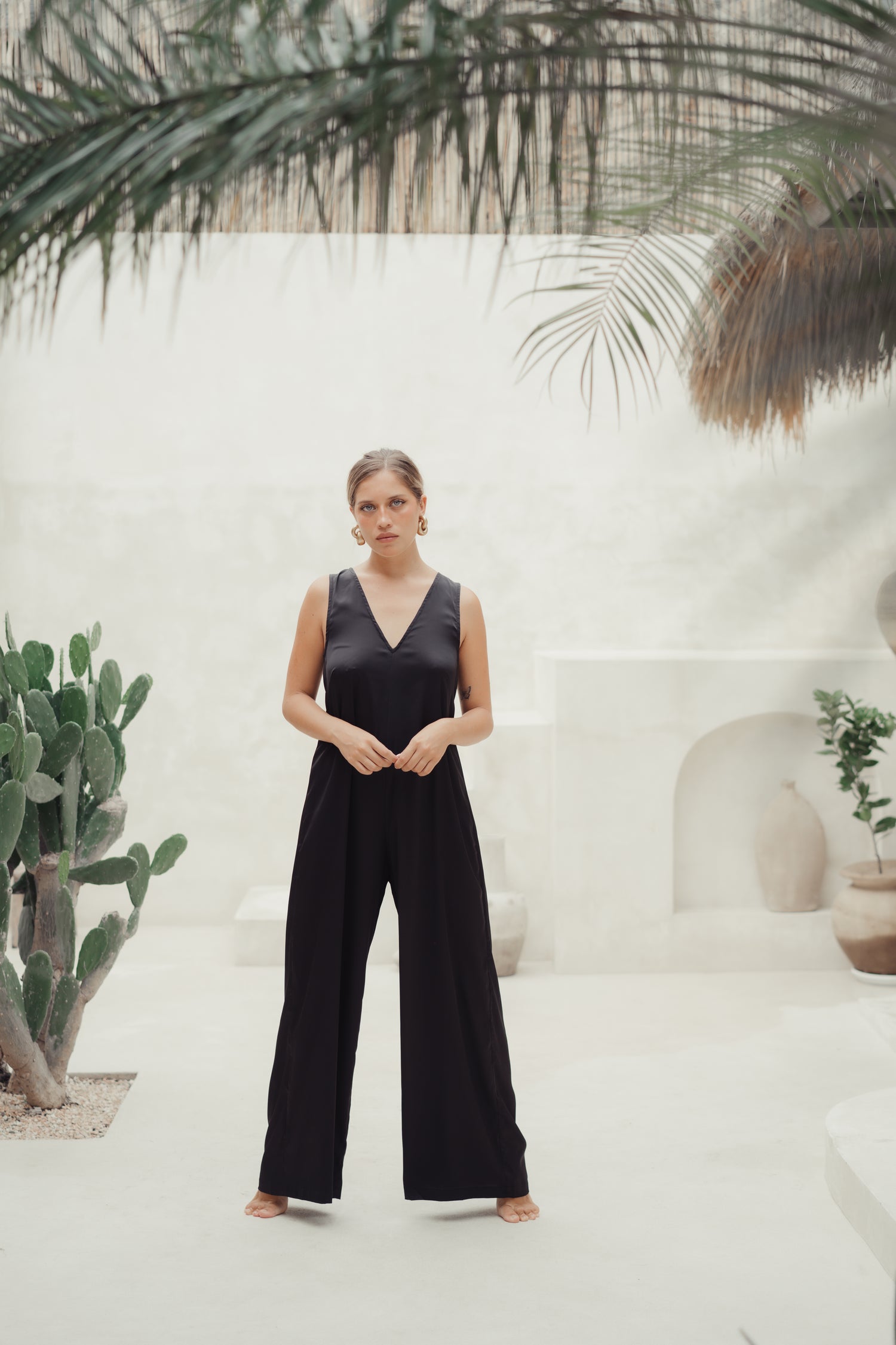 SOLENE Sleeveless jumpsuit with V neckline